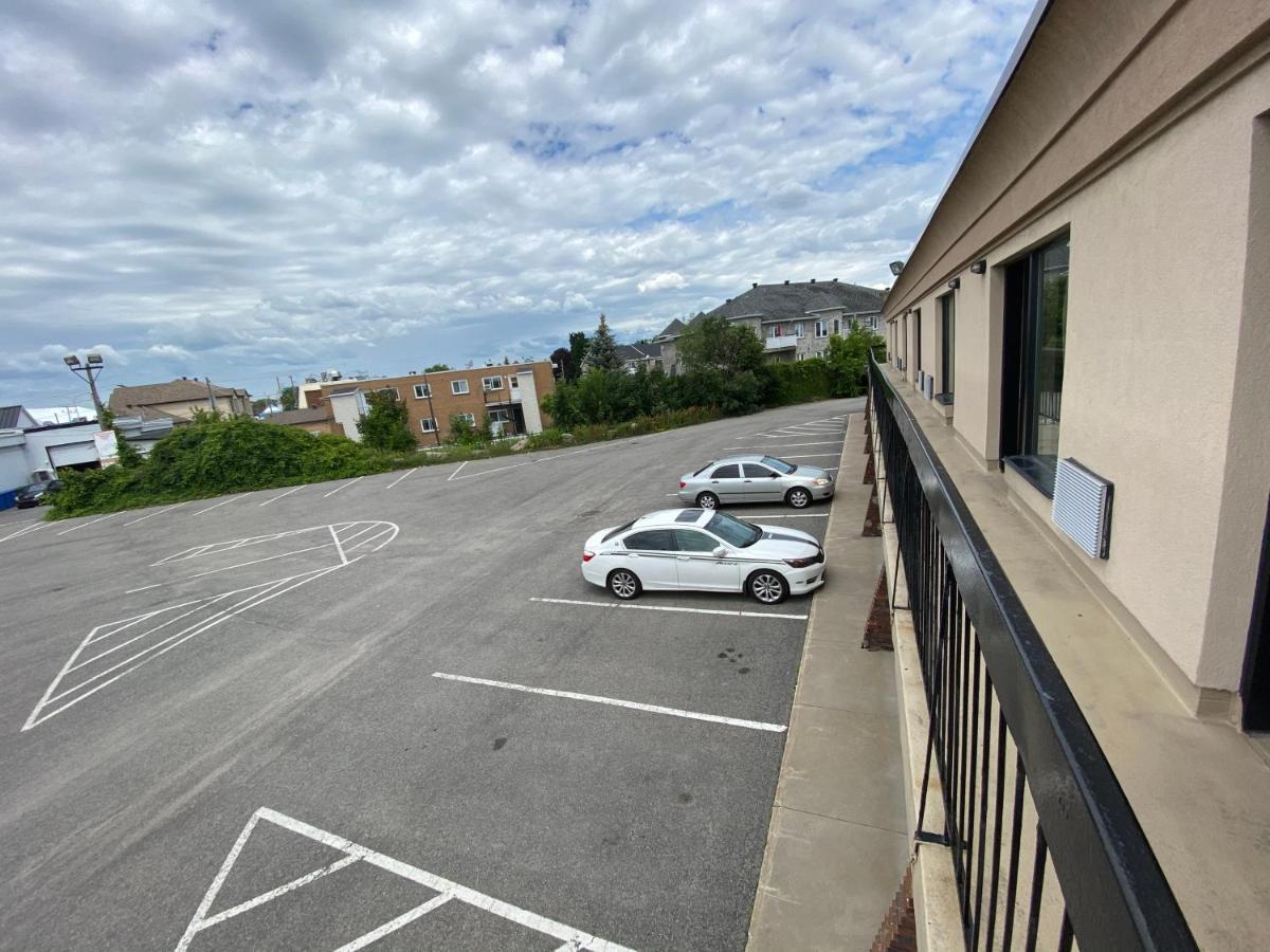 Motel St-Eustache Saint-Eustache Luaran gambar