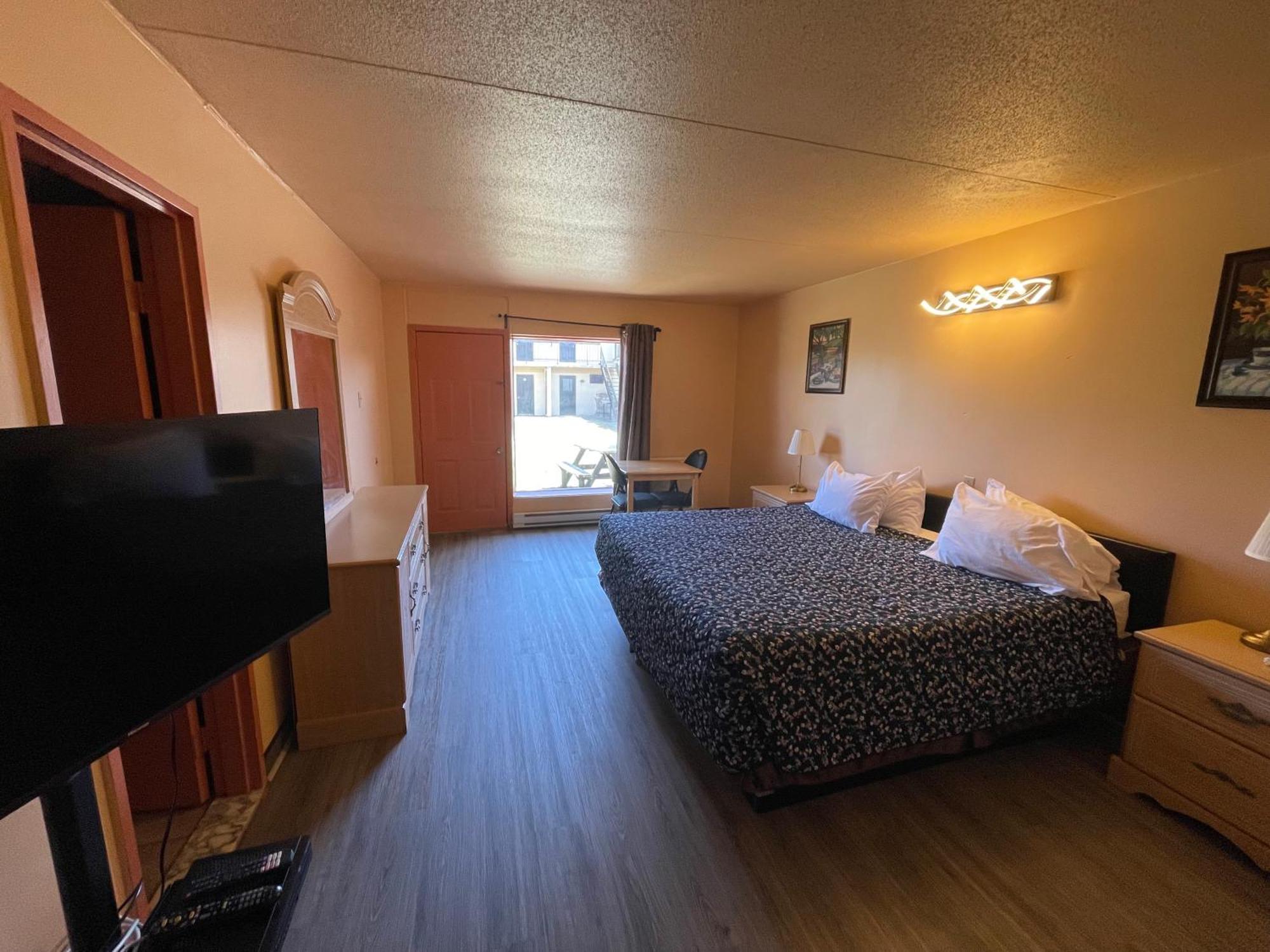 Motel St-Eustache Saint-Eustache Luaran gambar